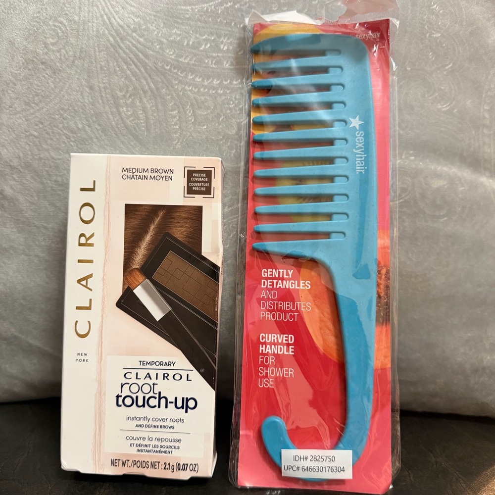 🌼 5/$20 - New two piece haircare set (Brush and root touch up)